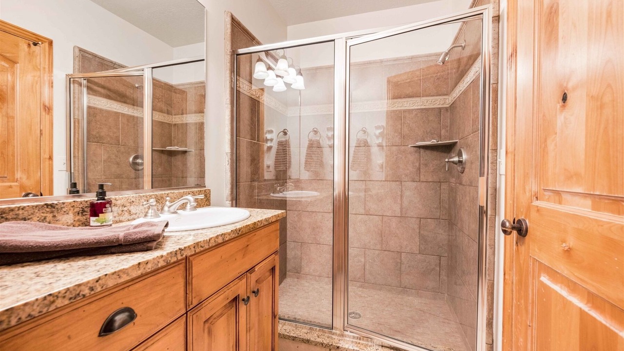 Photo of Bathroom in Wolf Creek