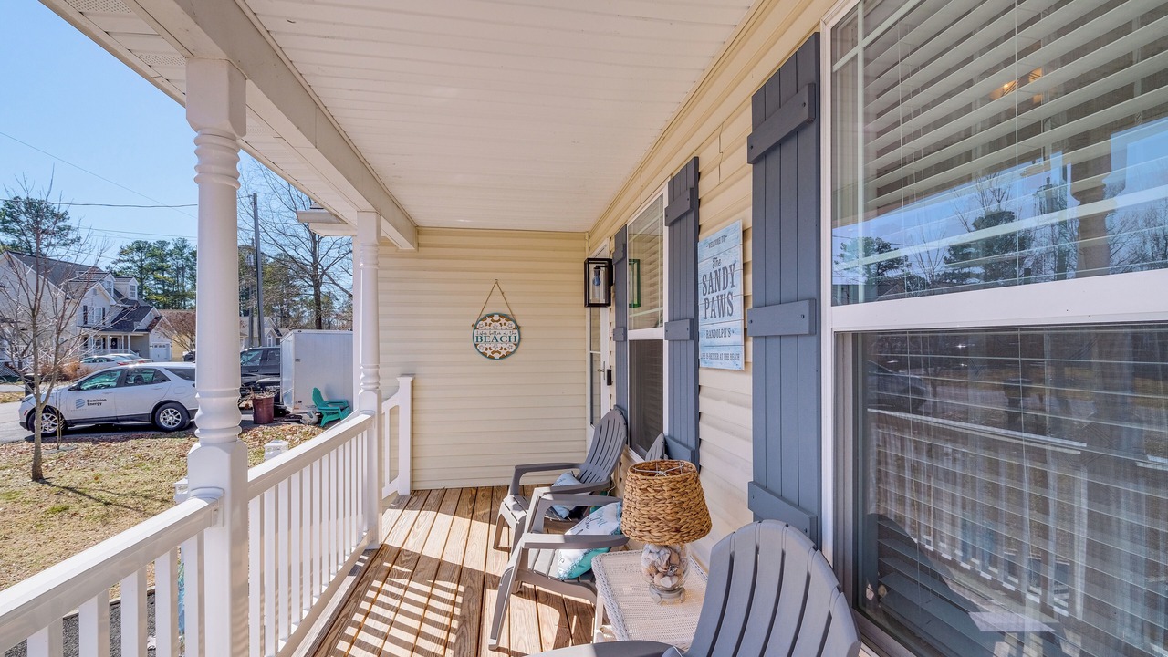 Photo of Outdoor in Issue