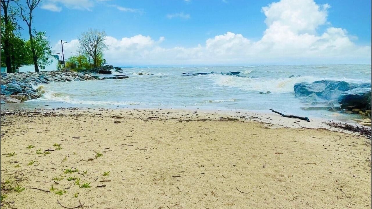 Photo of Others in Huron