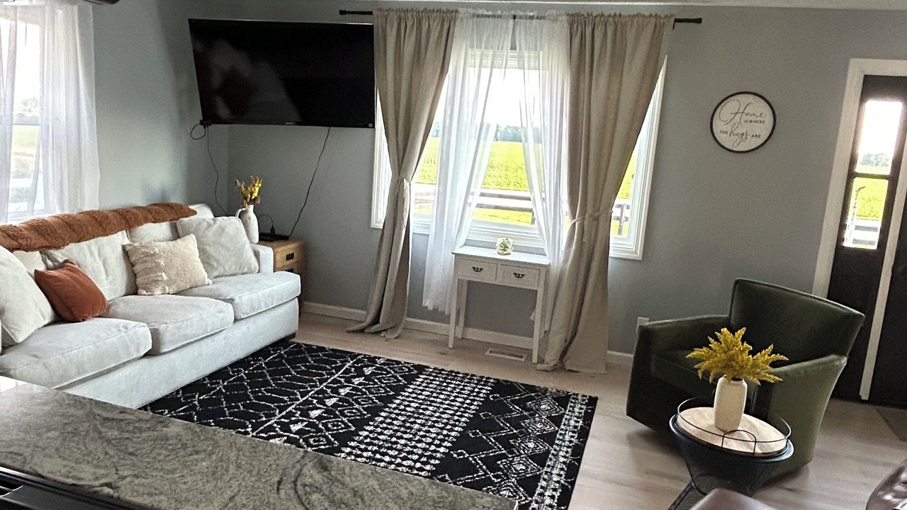 Photo of Livingroom in Hilliard