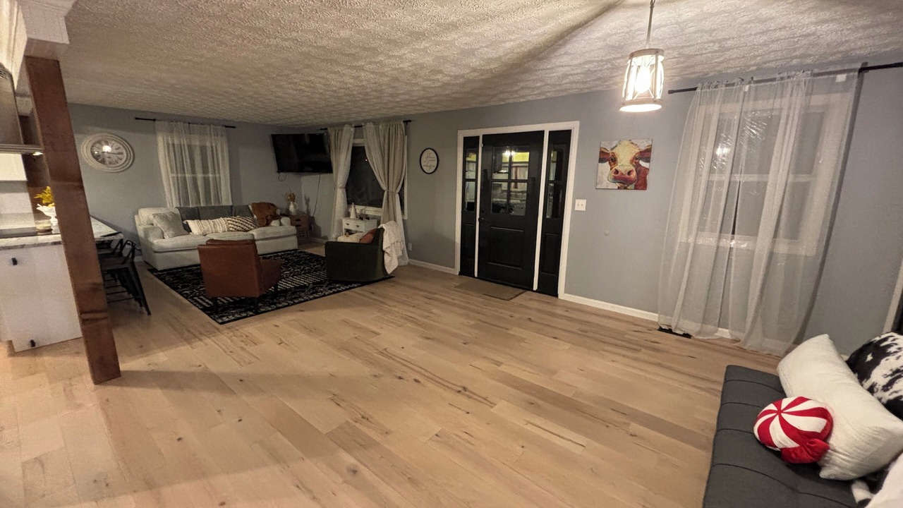 Photo of Livingroom in Hilliard