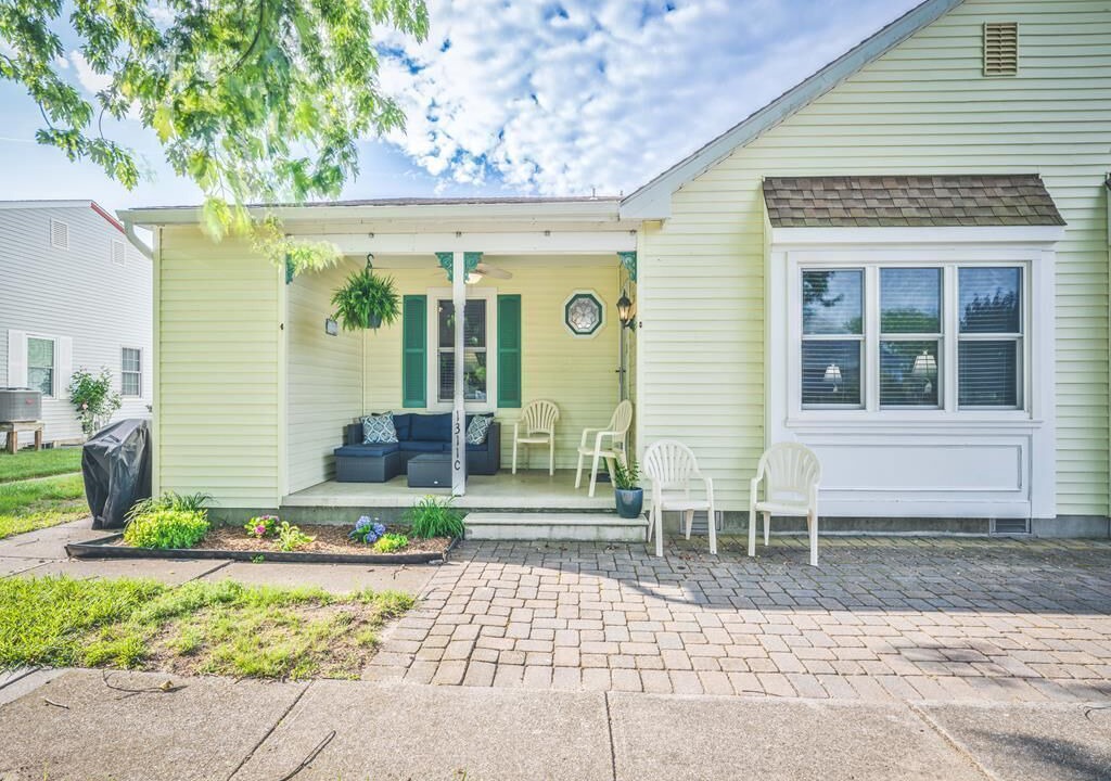 Photo of Outdoor in Village Green