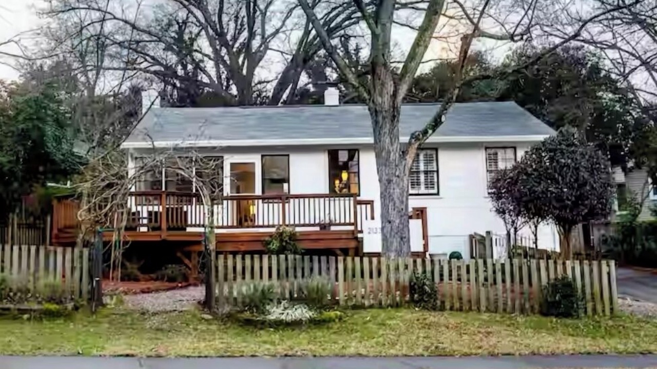 Photo of Outdoor in Plaza Midwood