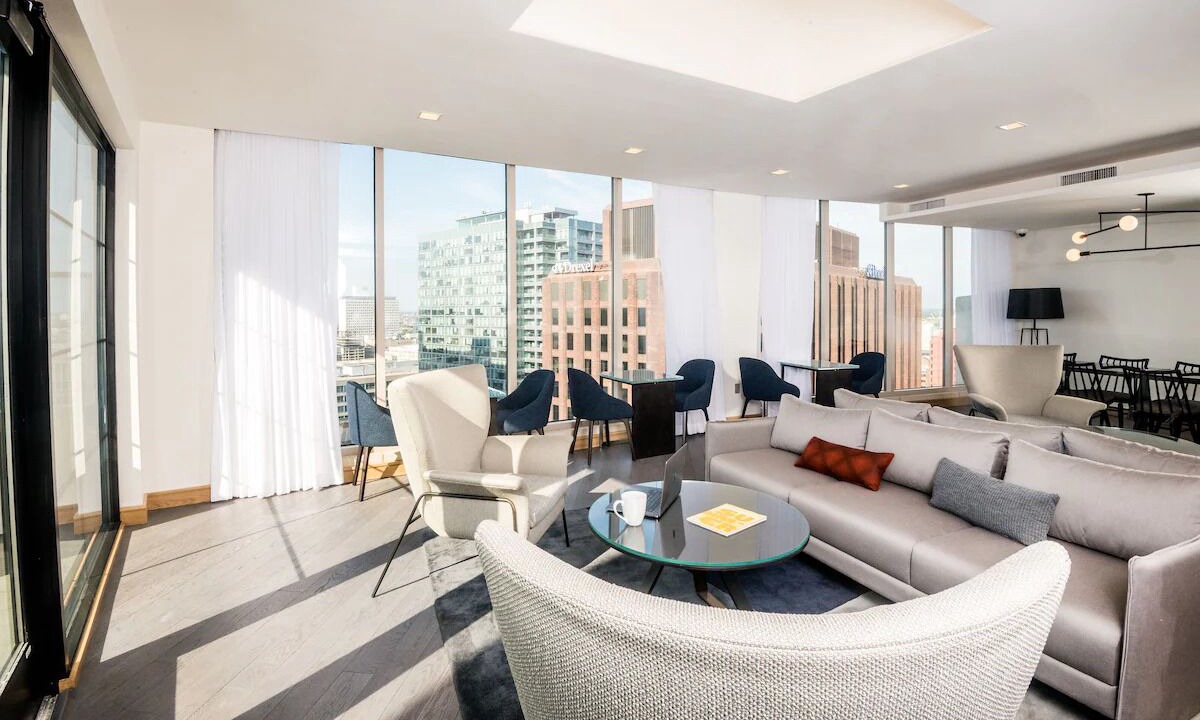 Photo of Livingroom in Parkway Museum District