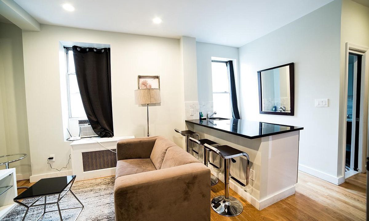 Photo of Livingroom in Ukrainian Village