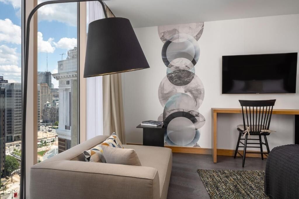 Photo of Livingroom in Center City