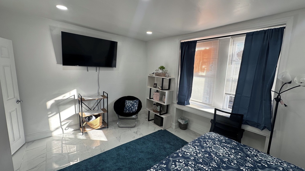 Photo of Bedroom in Spruce Hill