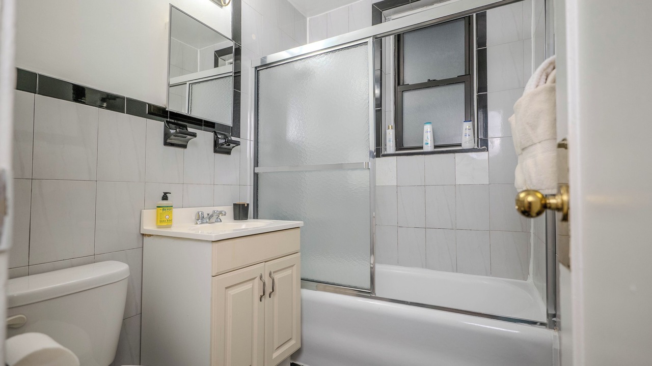 Photo of Bathroom in Hoboken