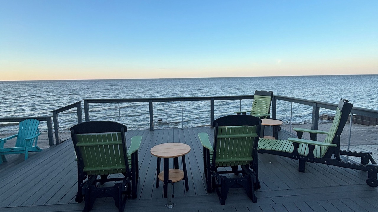 Photo of Patio Balcony in Oak Harbor