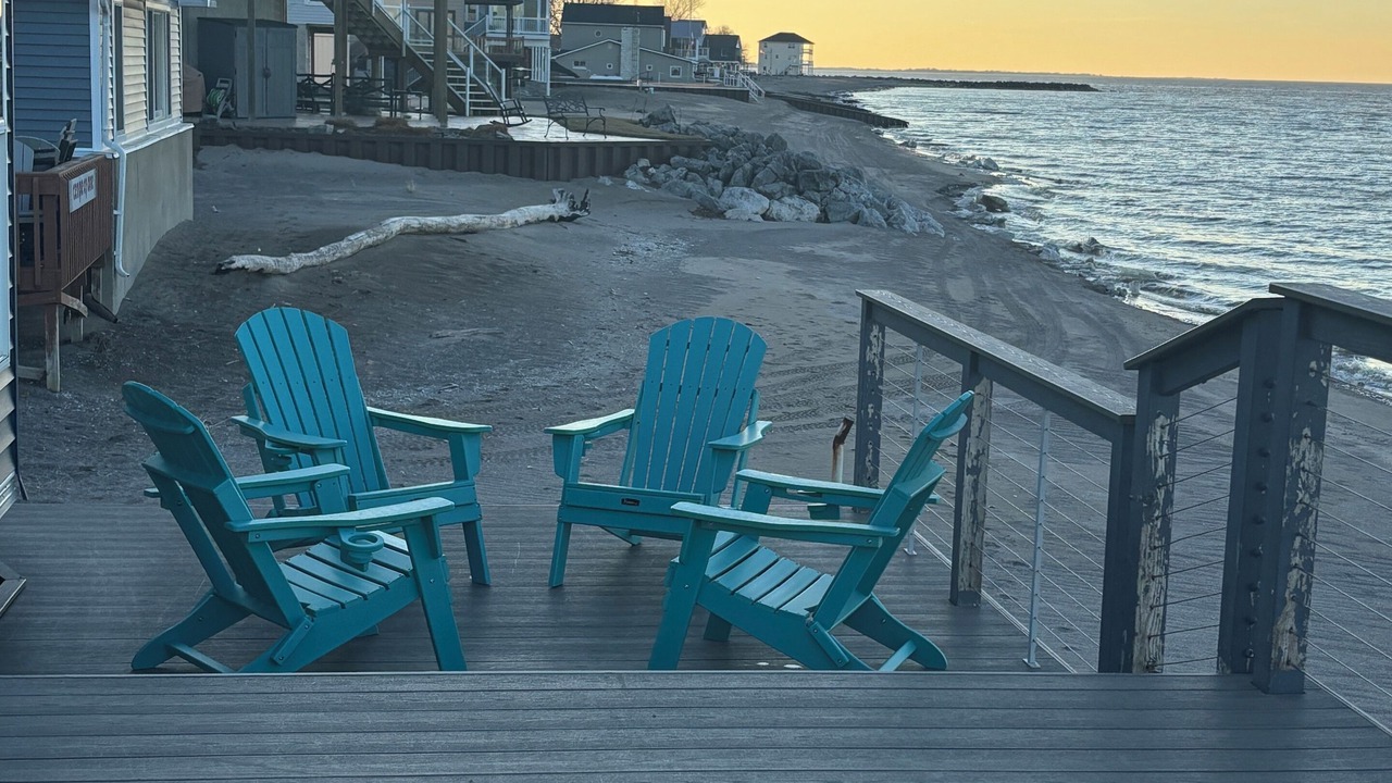Photo of Patio Balcony in Oak Harbor