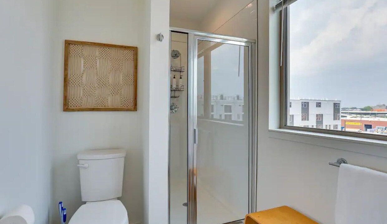 Photo of Bathroom in Olde Richmond