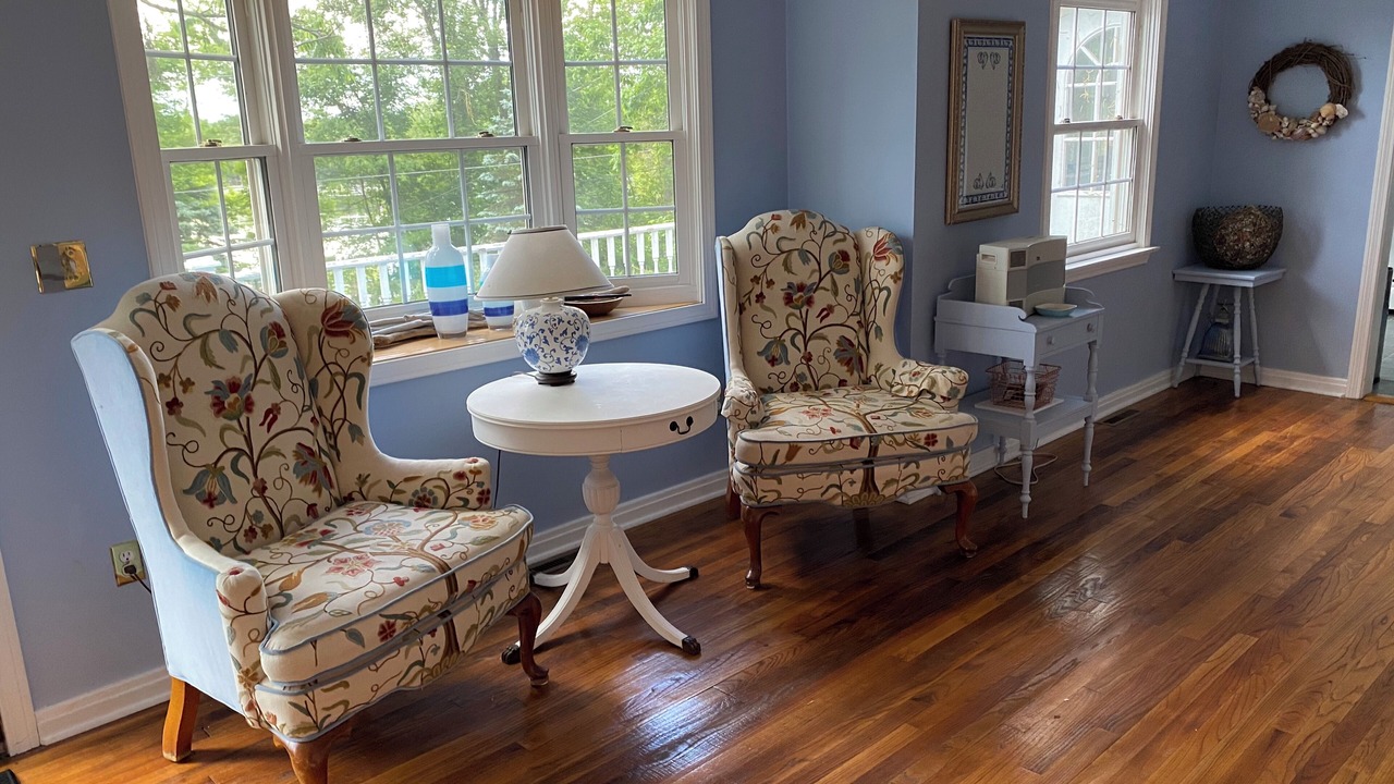 Photo of Livingroom in Ashville