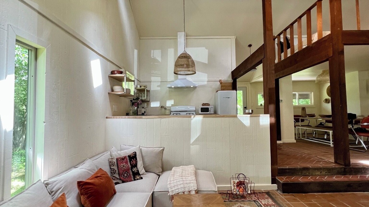 Photo of Livingroom in Bellville