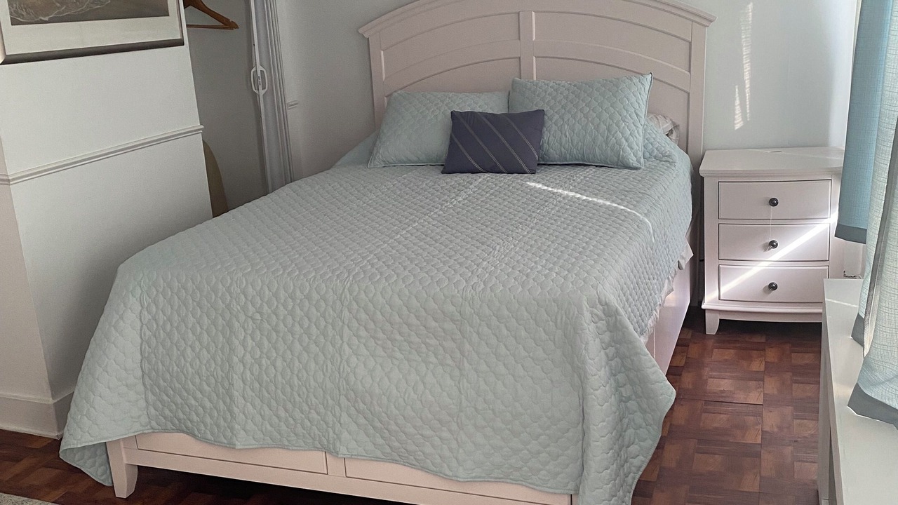 Photo of Bedroom in Long Branch