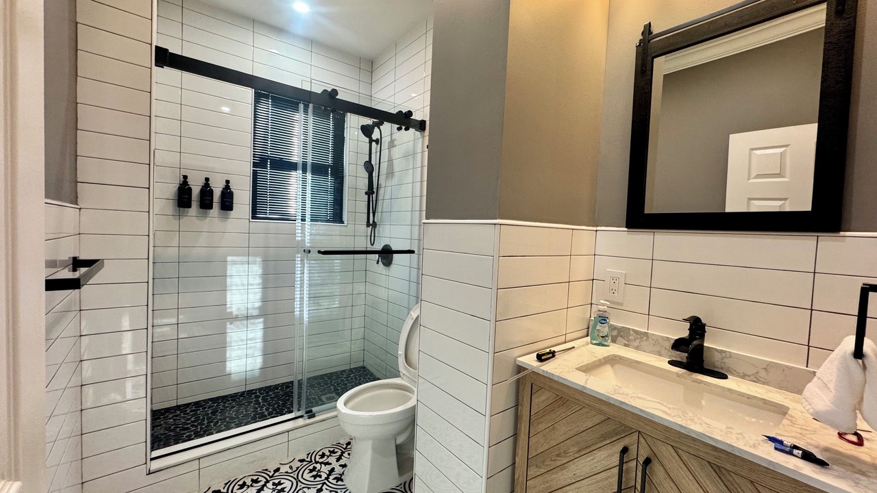 Photo of Bathroom in Ampere