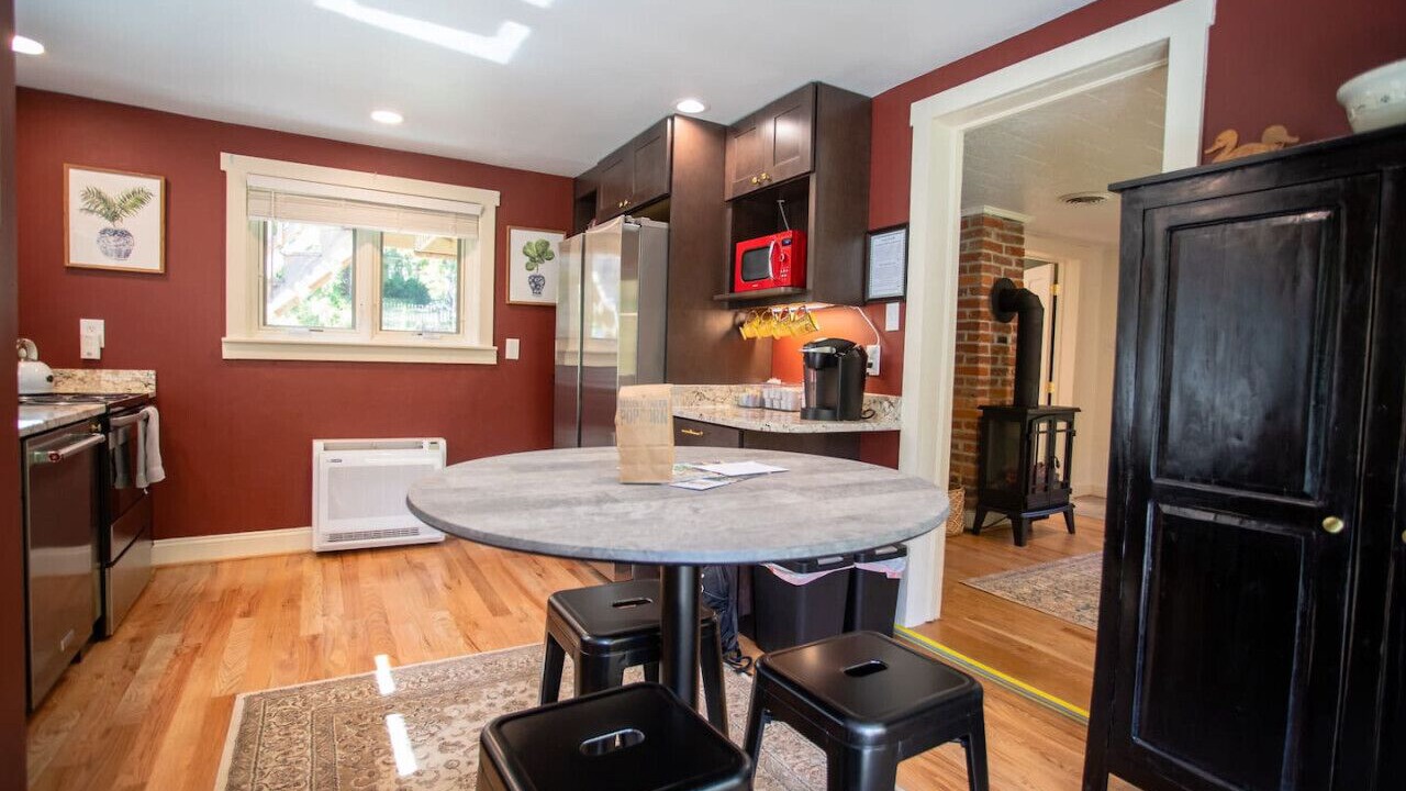 Photo of Kitchen in Shepherdstown