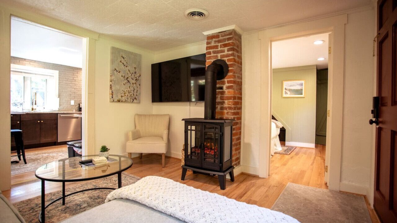 Photo of Bedroom in Shepherdstown
