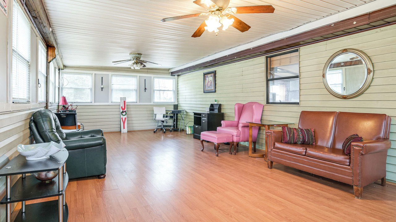 Photo of Bedroom in Perryman
