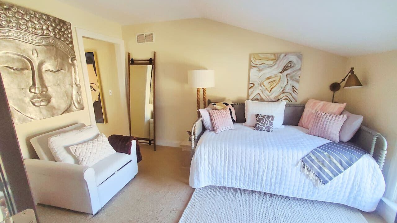 Photo of Bedroom in Hudson