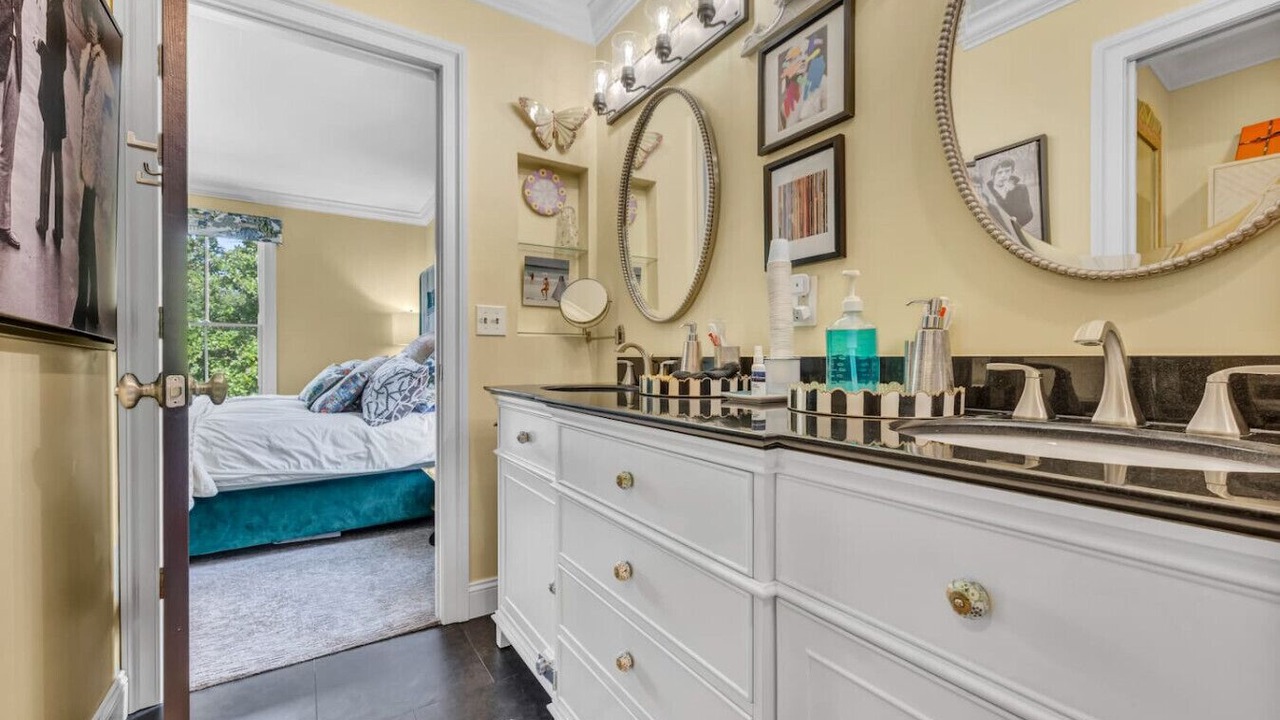 Photo of Bathroom in Hudson