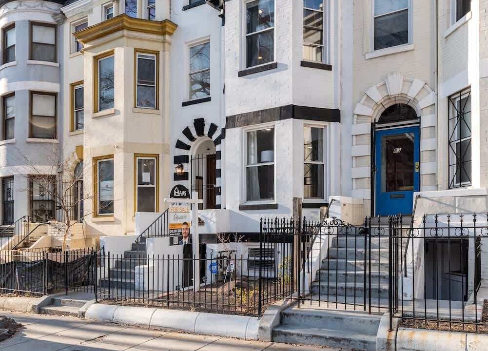 Photo of Outdoor in Bloomingdale