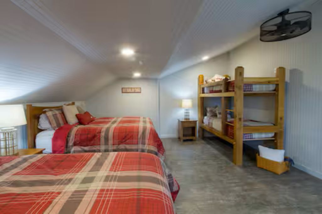 Photo of Bedroom in Homerville