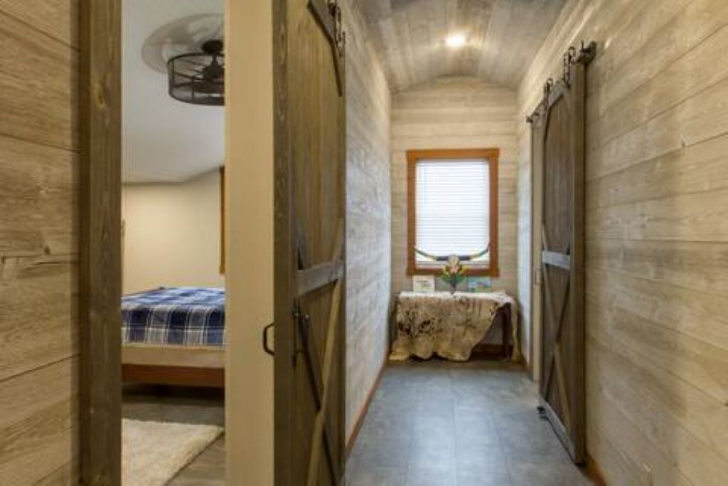 Photo of Bedroom in Homerville