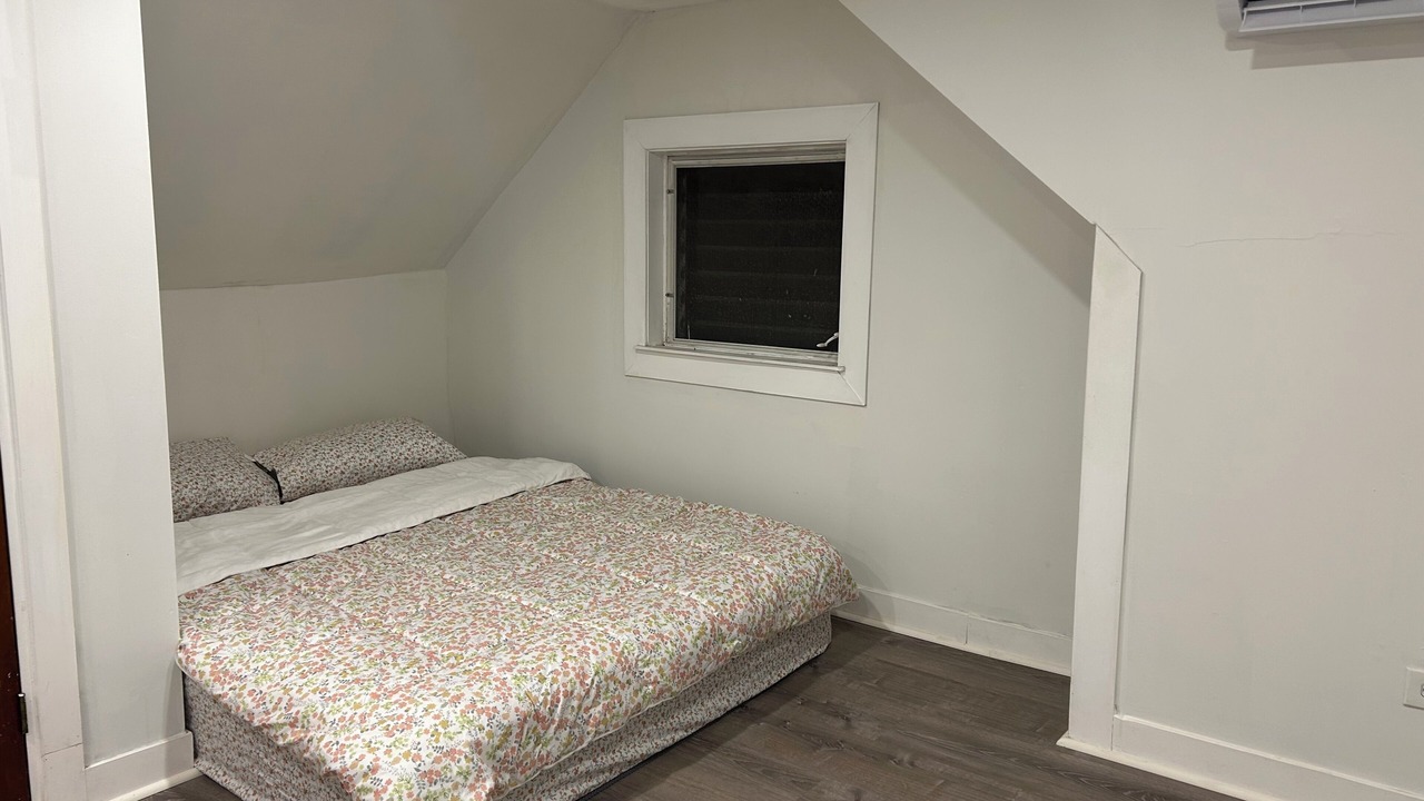 Photo of Bedroom in Linwood