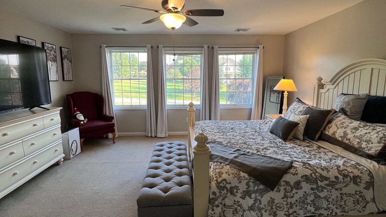 Photo of Bedroom in Lagrangeville