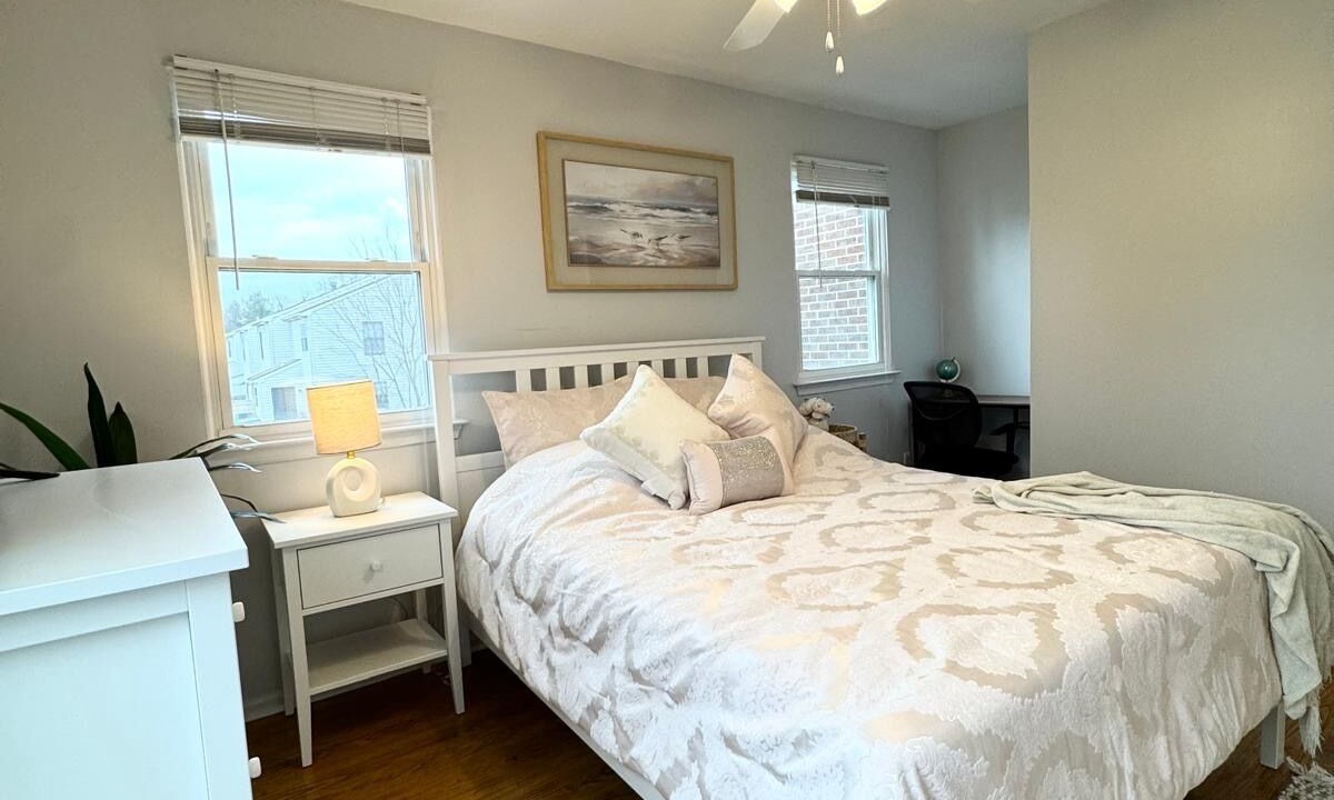 Photo of Bedroom in Newark