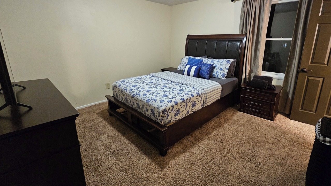 Photo of Bedroom in Howland Corners