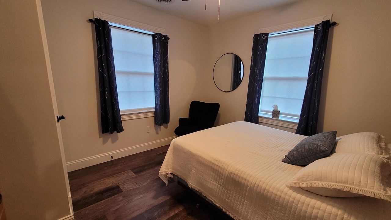 Photo of Bedroom in Clearville