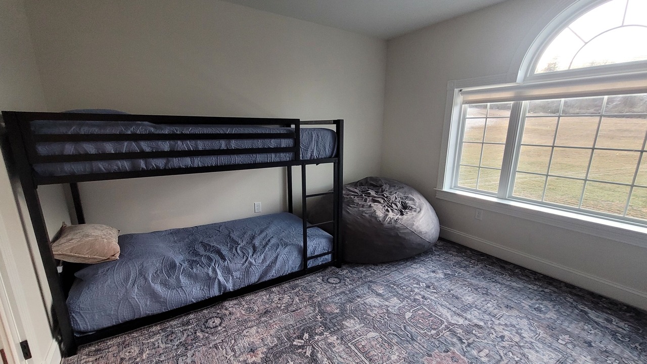 Photo of Bedroom in Clearville