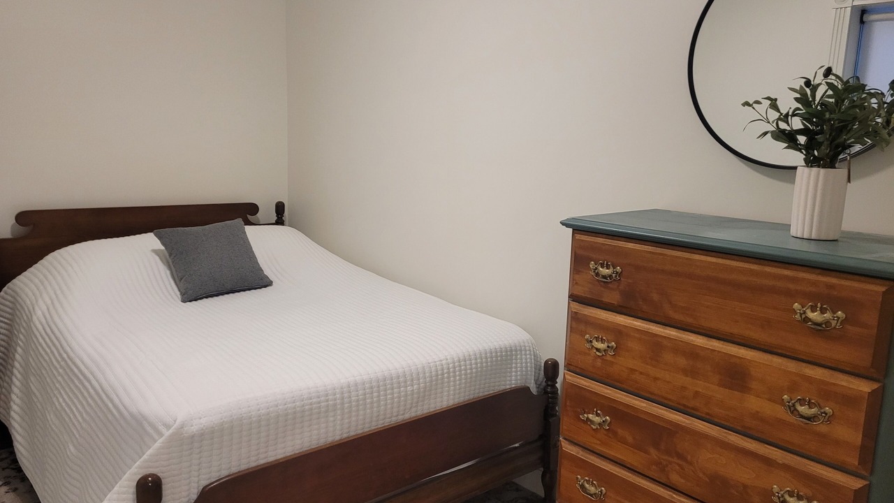 Photo of Bedroom in Clearville