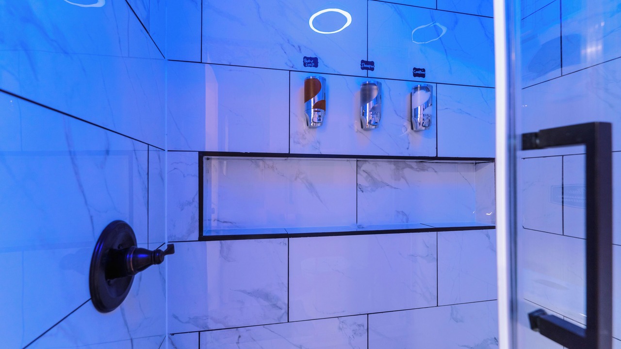 Photo of Bathroom in Orange