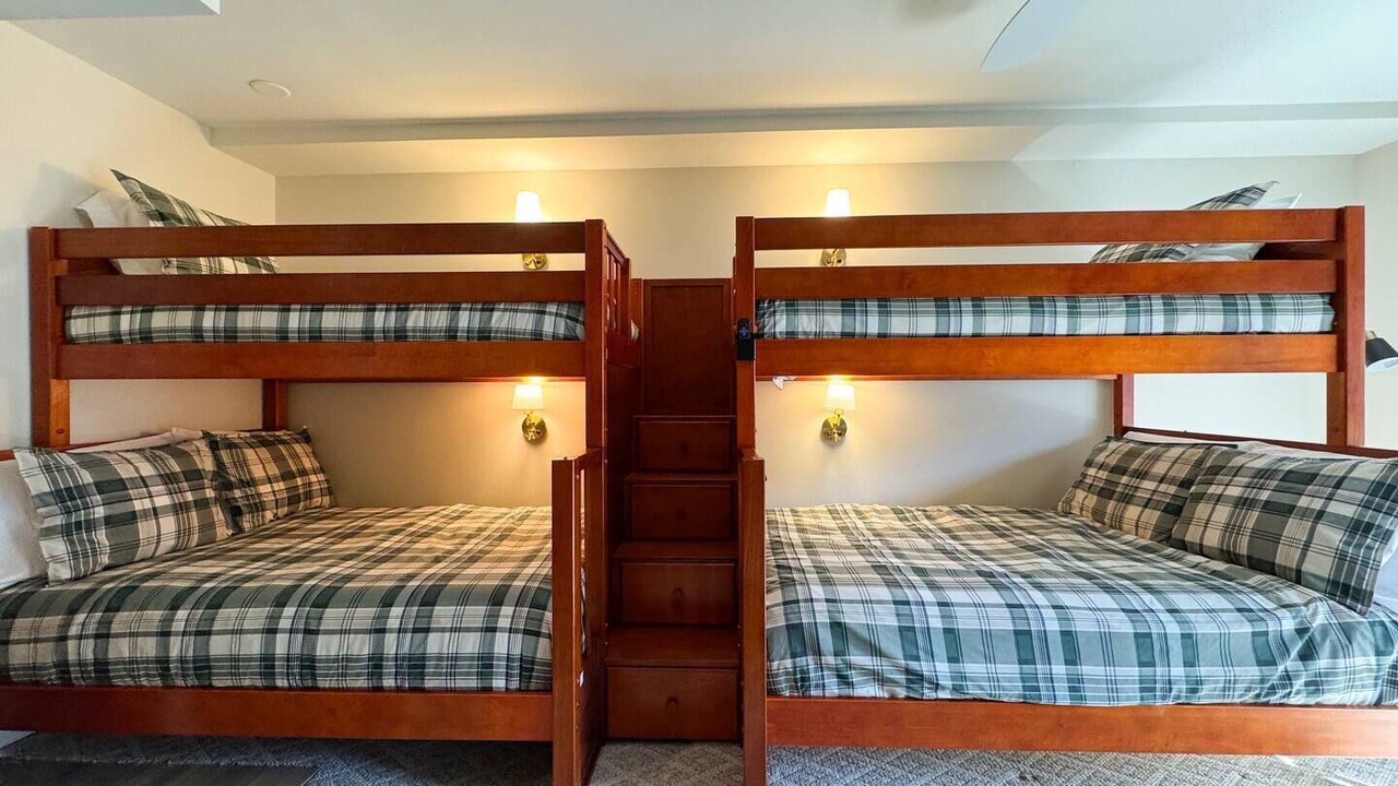 Photo of Bedroom in Burnsville