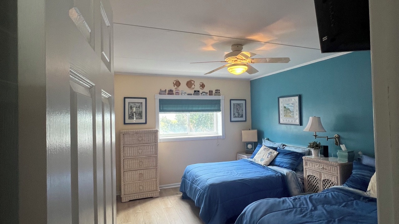Photo of Bedroom in Admiral Estates