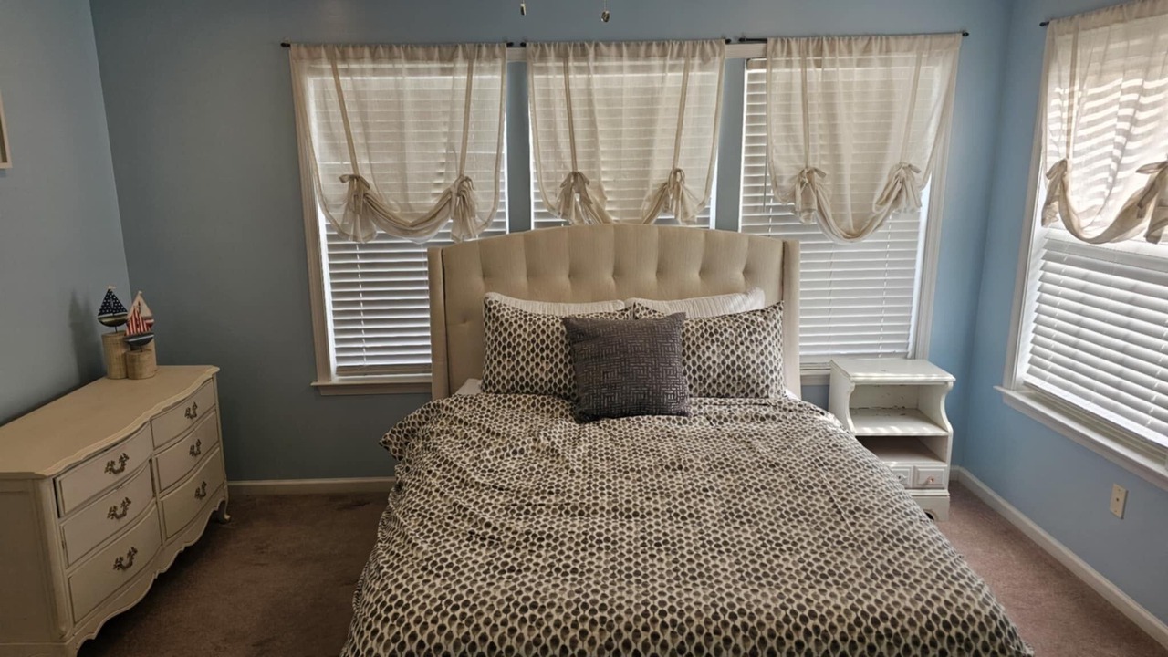 Photo of Bedroom in Long Neck