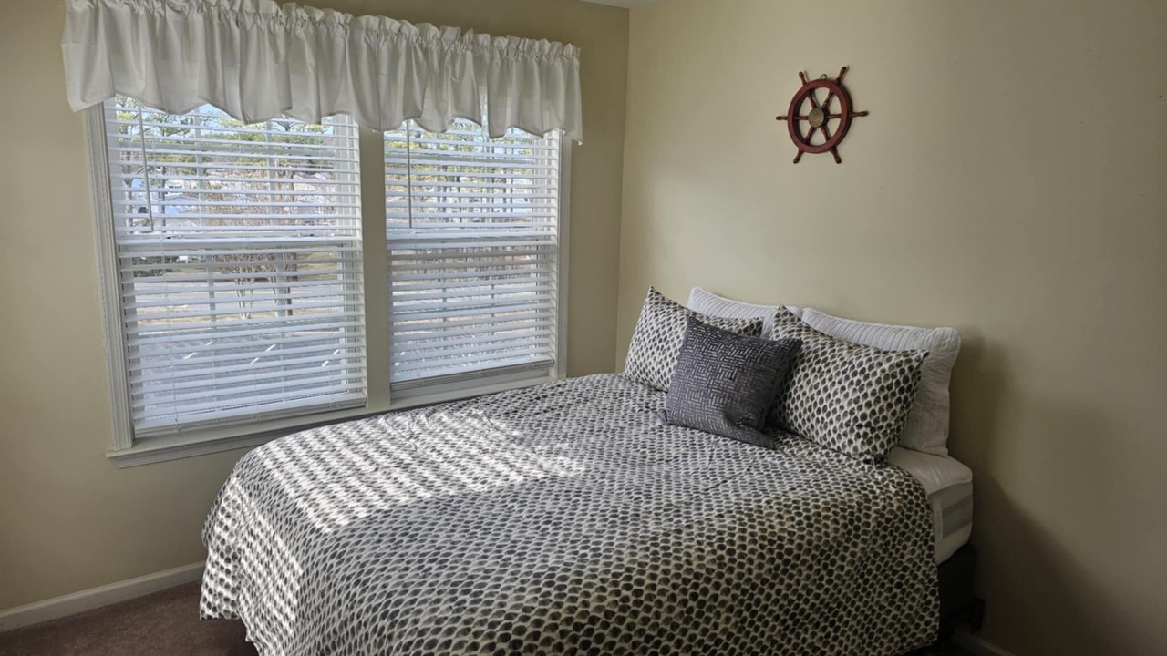 Photo of Bedroom in Long Neck