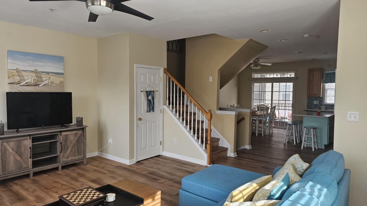 Photo of Livingroom in Long Neck