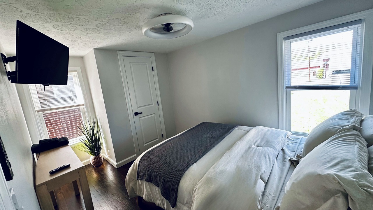 Photo of Bedroom in Leadsville