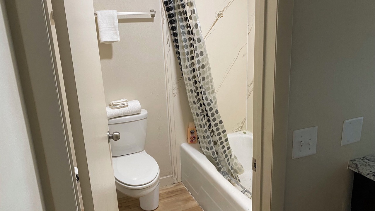 Photo of Bathroom in Green River