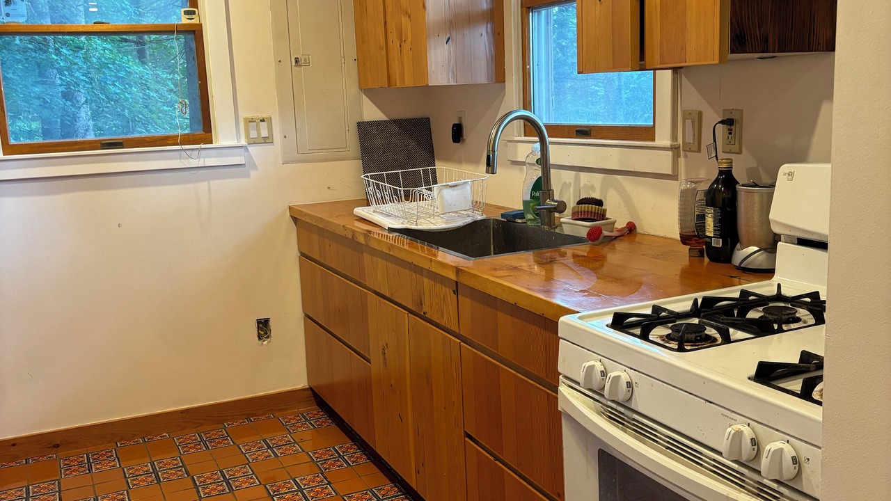 Photo of Kitchen in Roscoe