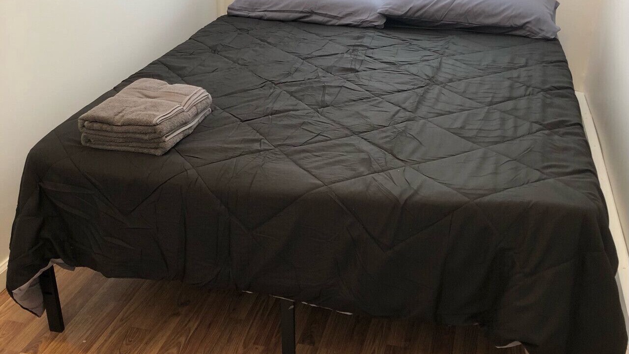 Photo of Bedroom in Perth Amboy