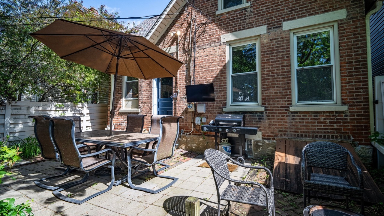 Photo of Outdoor in Merion Village