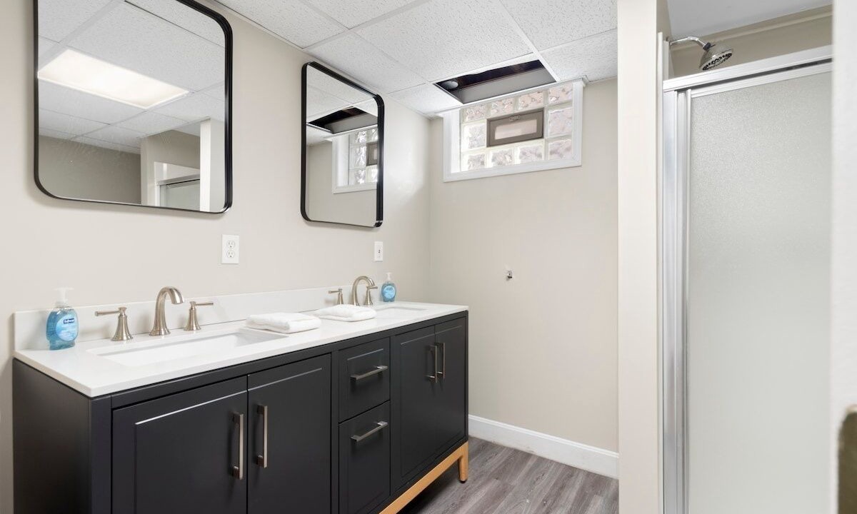 Photo of Bathroom in Oakley