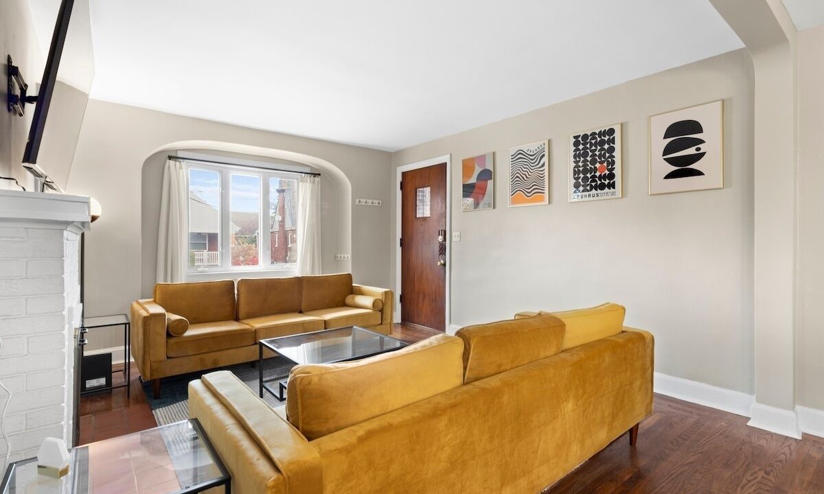 Photo of Livingroom in Oakley