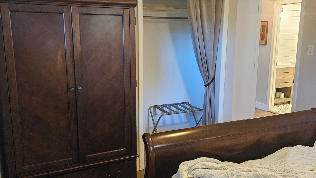 Photo of Bedroom in Mars