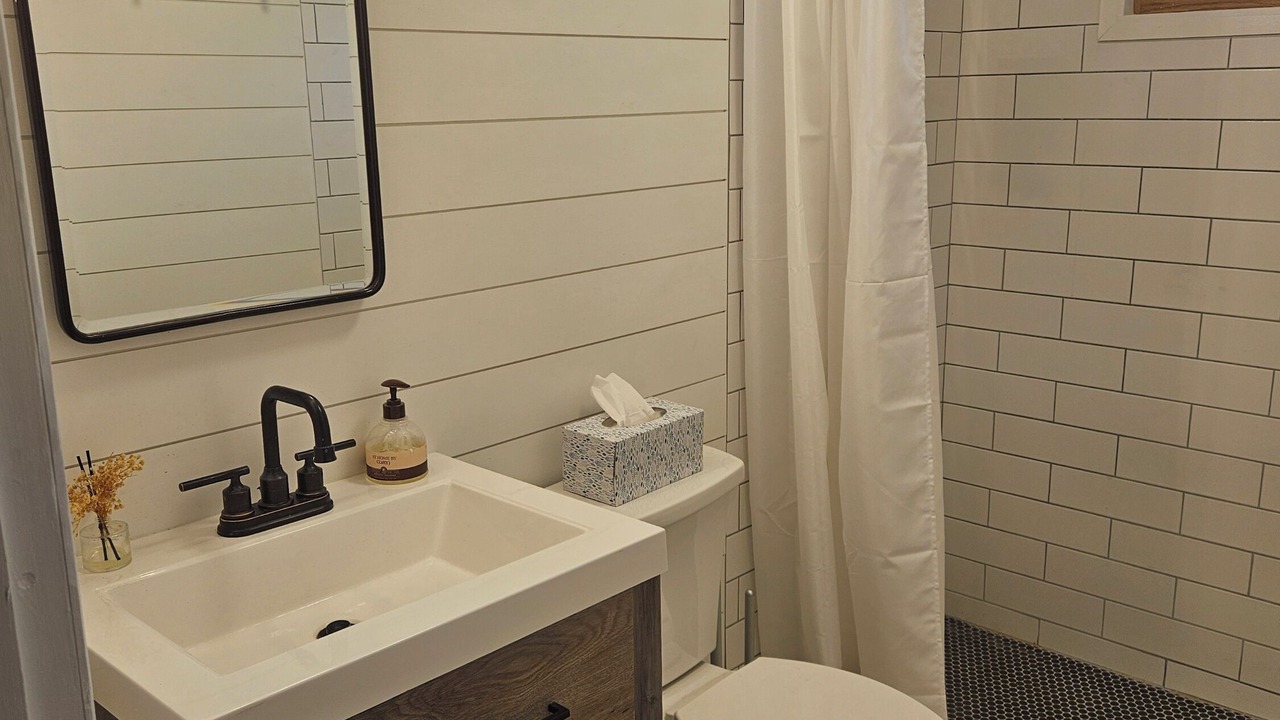 Photo of Bathroom in Mars
