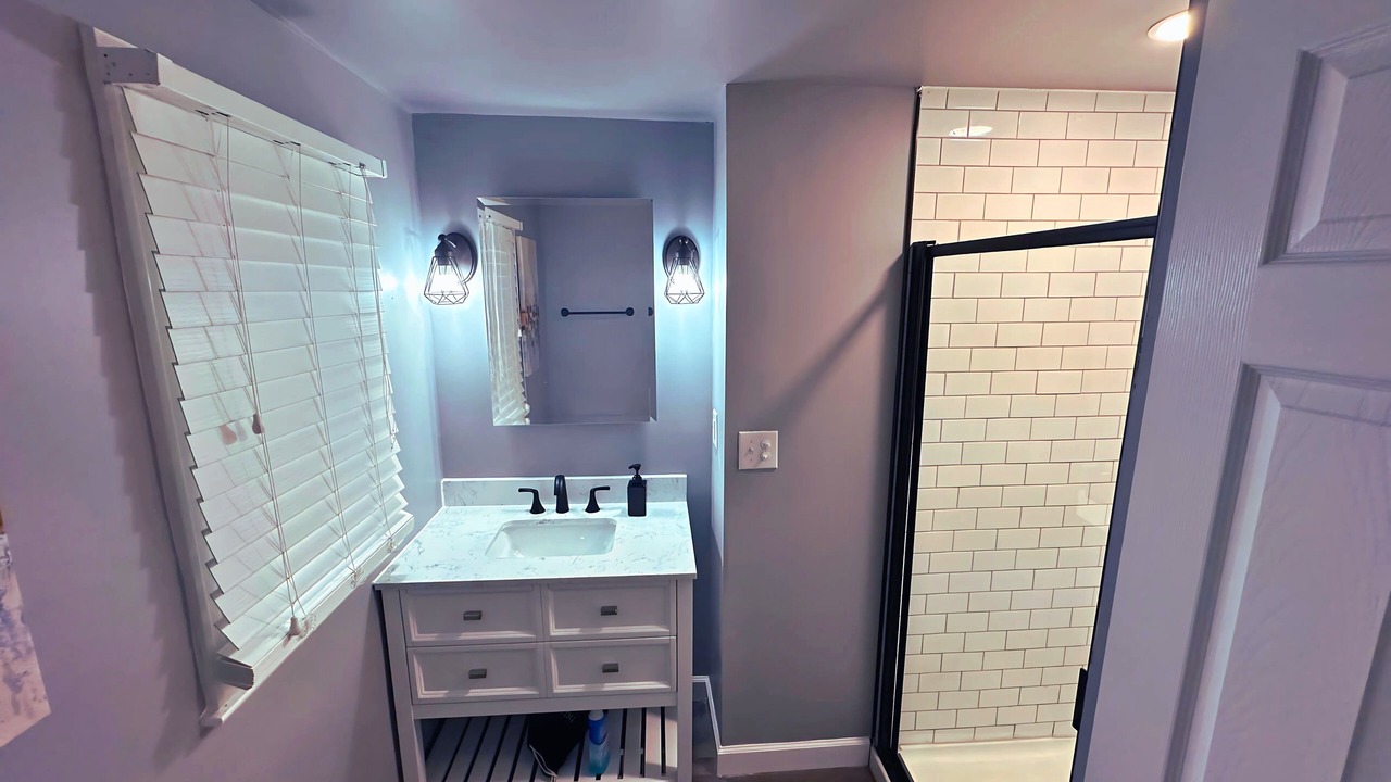 Photo of Bathroom in Near East Columbus